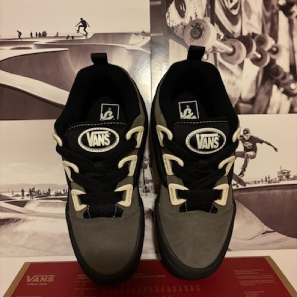 Vans Knu Skool DR sz 7.0 Men 8.5 Woman - Picture 5 of 12